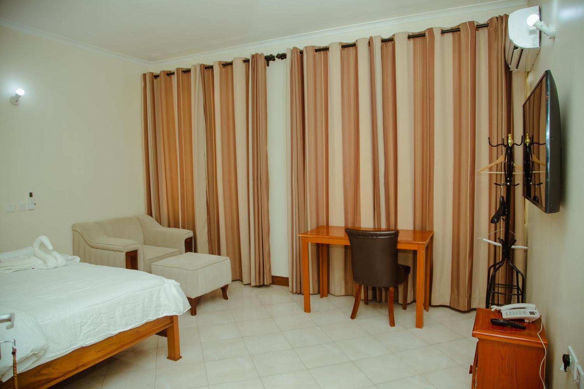 Fq Hotel Limited Dar es Salaam Exteriör bild