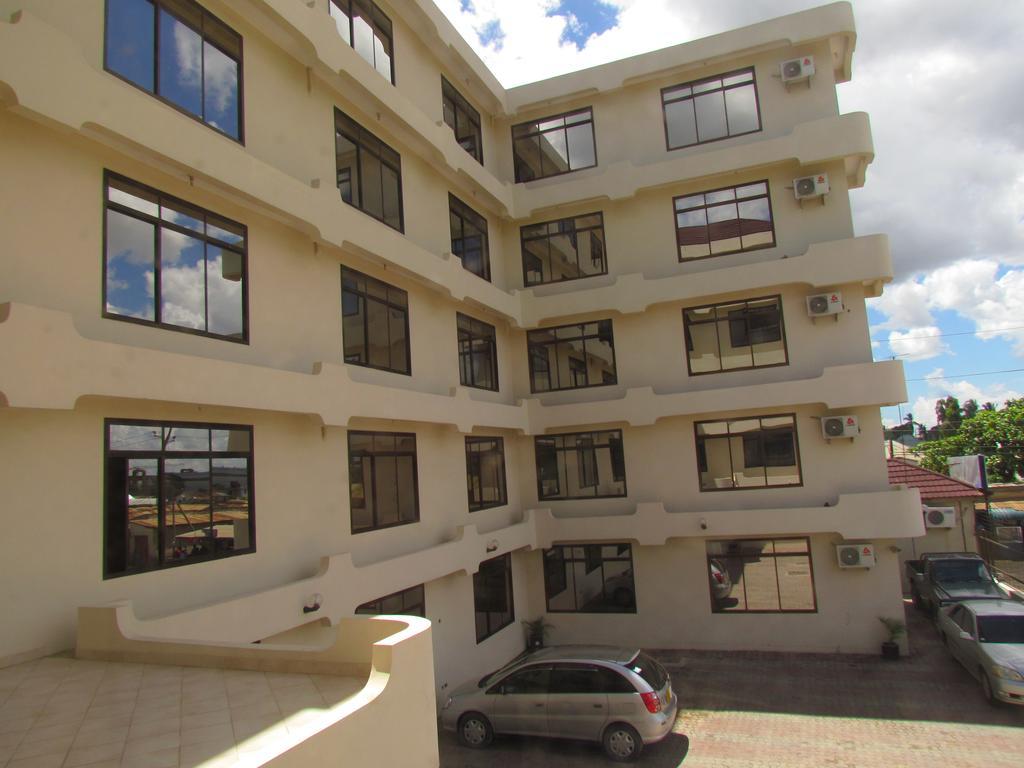 Fq Hotel Limited Dar es Salaam Exteriör bild