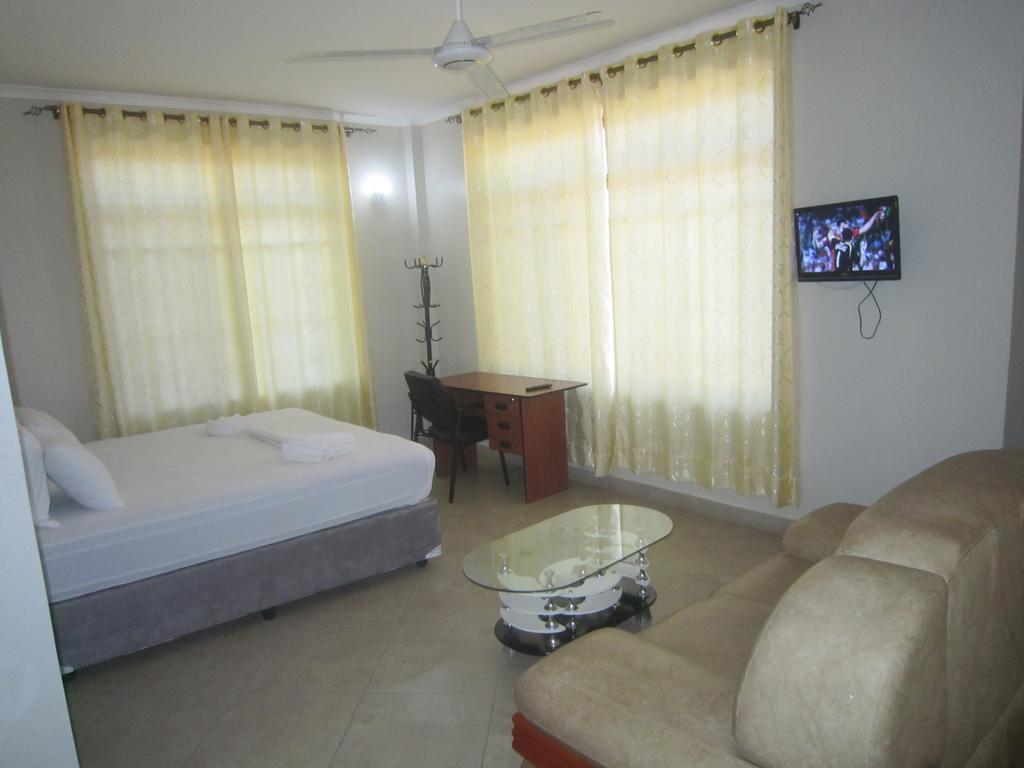 Fq Hotel Limited Dar es Salaam Exteriör bild