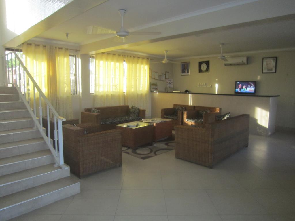 Fq Hotel Limited Dar es Salaam Exteriör bild
