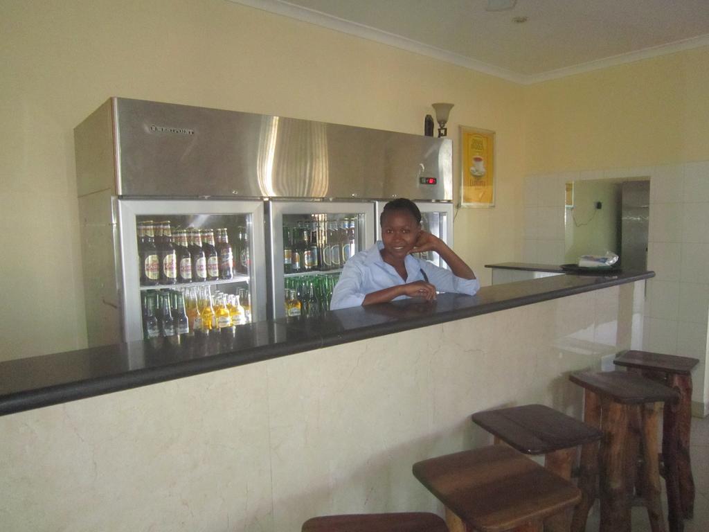 Fq Hotel Limited Dar es Salaam Exteriör bild