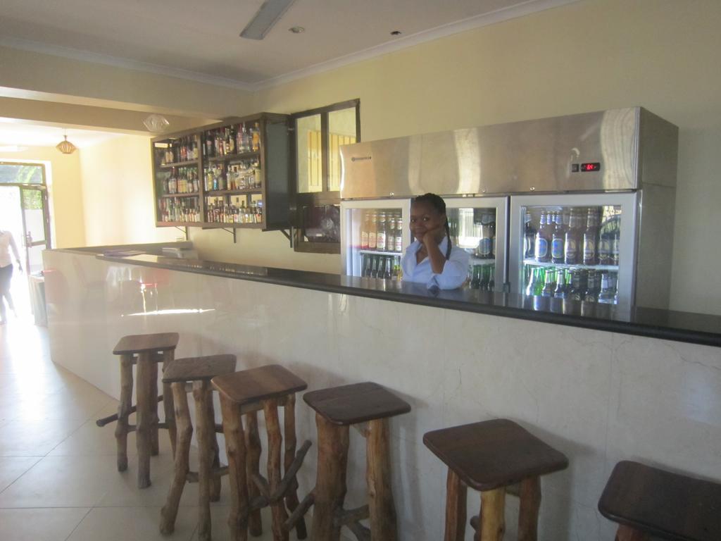 Fq Hotel Limited Dar es Salaam Exteriör bild
