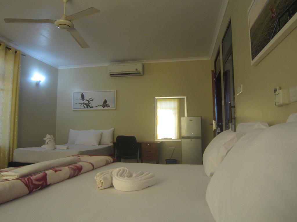 Fq Hotel Limited Dar es Salaam Exteriör bild
